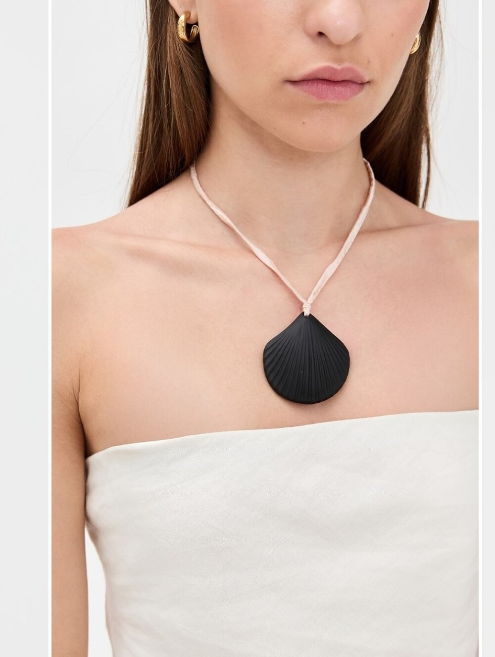 Heaven MayhemAster Black Necklace